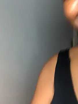 Snapshot of Sexypresh302 chatting on December 2024 08:43:02 PM Sexypresh302 online show from December 2024 08:43:02 PM