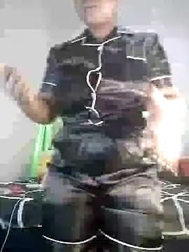 Snapshot of Sexypresh302 chatting on January 2025 01:21:01 AM Sexypresh302 online show from January 2025 01:21:01 AM