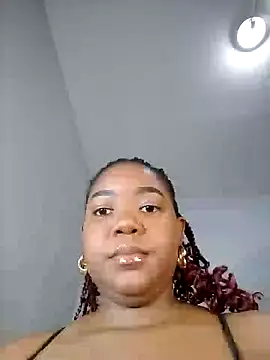 Snapshot of Sexypresh302 chatting on February 2025 11:32:02 PM Sexypresh302 online show from February 2025 11:32:02 PM