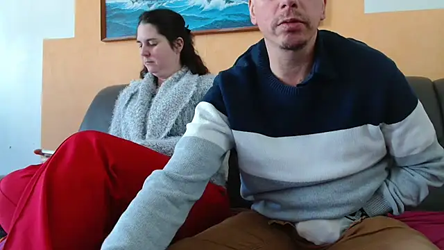 Snapshot of neennees chatting on February 2025 12:32:02 PM neennees online show from February 2025 12:32:02 PM