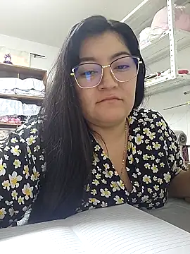 Sakura 0505 online show from April 2026 10:14:02 PM