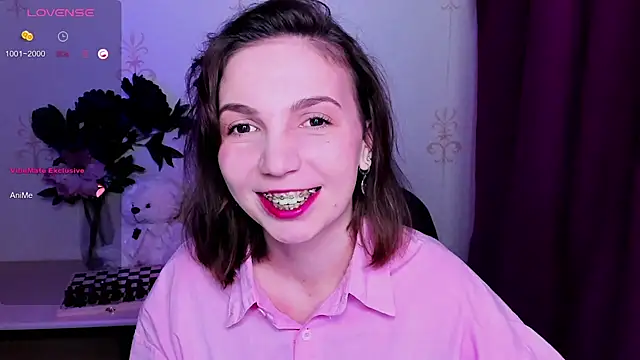 KindHazelHere  online show from March 2026 11:05:01 PM