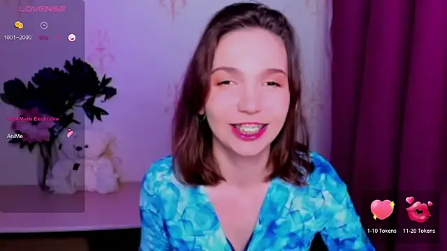 KindHazelHere  online show from June 2026 06:25:02 PM