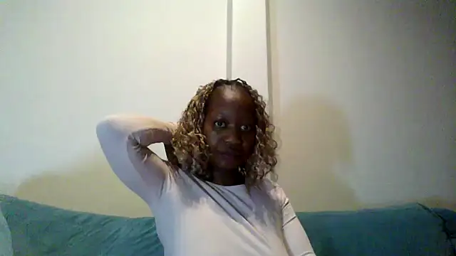 Snapshot of Hardnipples8 chatting on May 2026 11:01:01 PM Hardnipples8 online show from May 2026 11:01:01 PM