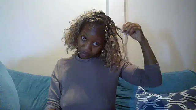 Snapshot of Hardnipples8 chatting on May 2026 11:15:01 AM Hardnipples8 online show from May 2026 11:15:01 AM