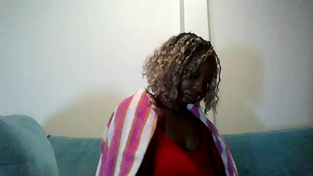 Snapshot of Hardnipples8 chatting on May 2026 04:07:02 AM Hardnipples8 online show from May 2026 04:07:02 AM