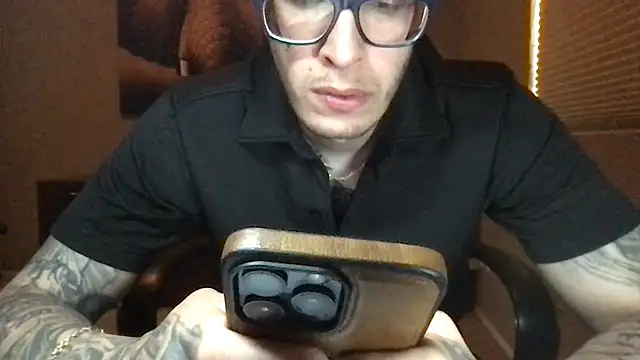 Bwcjoshbanks online show from April 2026 05:29:01 PM