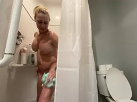 TiffaneyLove online show from March 2026 08:25:01 PM