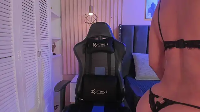 ashlye miller  online show from September 2025 04:25:02 AM