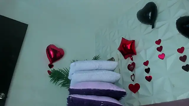 Hellen Sky online show from April 2026 07:09:02 PM