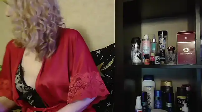 Natasha Nannette online show from December 2024 09:28:02 PM