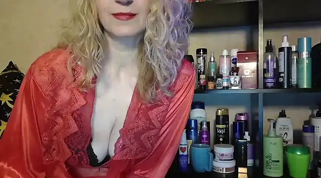 Natasha Nannette online show from January 2025 08:00:01 PM