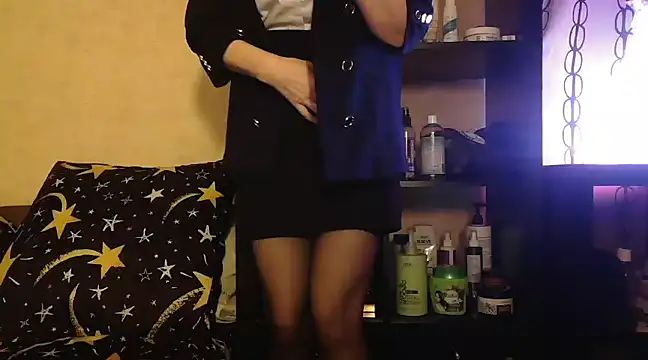 Natasha Nannette online show from February 2025 08:22:02 PM