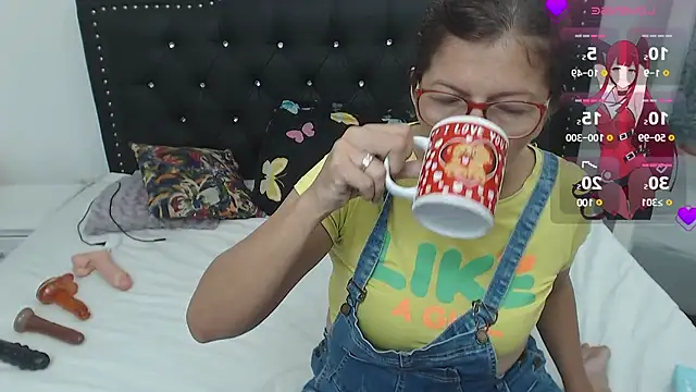 Snapshot of jellyfishhot chatting on March 2025 12:07:02 AM jellyfishhot online show from March 2025 12:07:02 AM