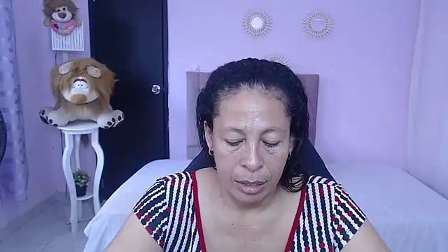 mature martina online show from March 2026 08:17:01 PM