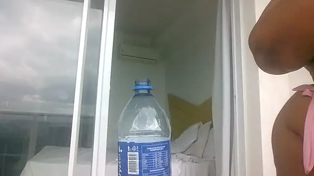 biancabombombbw online show from January 2025 03:36:01 PM