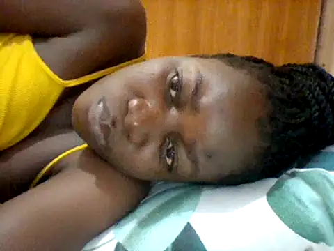 Snapshot of Alessandrajenna chatting on February 2025 09:05:01 AM Alessandrajenna online show from February 2025 09:05:01 AM