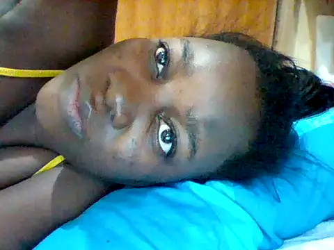 Snapshot of Alessandrajenna chatting on September 2025 04:34:02 AM Alessandrajenna online show from September 2025 04:34:02 AM