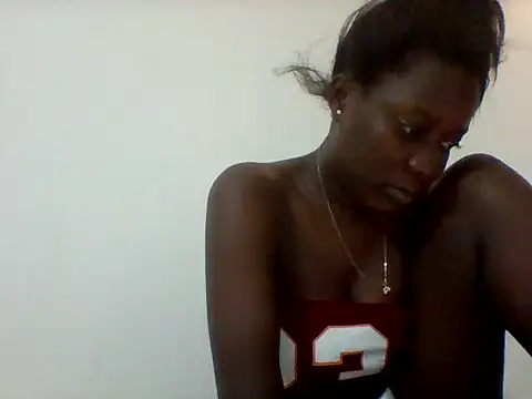 Snapshot of Alessandrajenna chatting on February 2026 05:39:02 PM Alessandrajenna online show from February 2026 05:39:02 PM