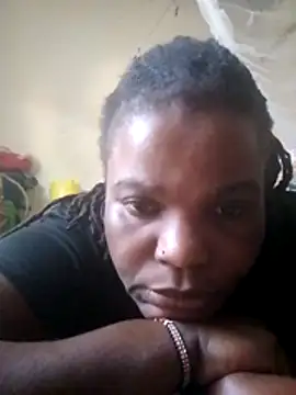 Snapshot of pretty-donna chatting on June 2026 11:58:01 AM pretty-donna online show from June 2026 11:58:01 AM