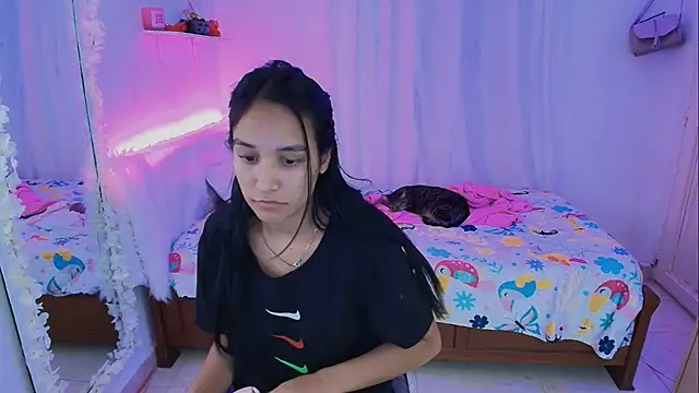 Nanami 19 online show from October 2025 07:34:01 PM