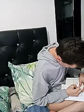 Snapshot of Norehg chatting on March 2025 03:10:02 AM Norehg online show from March 2025 03:10:02 AM