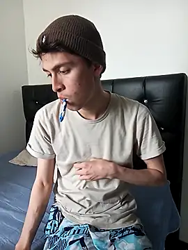 Snapshot of Norehg chatting on March 2025 04:06:02 PM Norehg online show from March 2025 04:06:02 PM