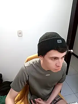 Snapshot of Norehg chatting on March 2025 11:06:01 AM Norehg online show from March 2025 11:06:01 AM