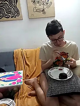 Snapshot of Norehg chatting on March 2025 05:17:02 AM Norehg online show from March 2025 05:17:02 AM