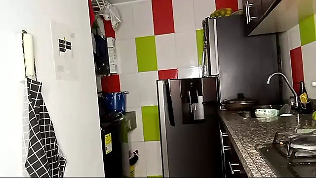 Snapshot of Norehg chatting on September 2025 09:25:02 AM Norehg online show from September 2025 09:25:02 AM