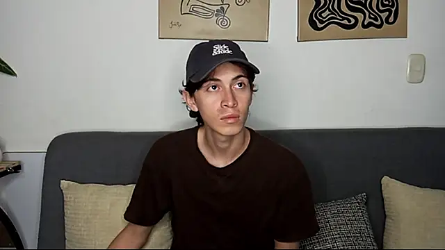 Snapshot of Norehg chatting on October 2025 02:52:01 AM Norehg online show from October 2025 02:52:01 AM