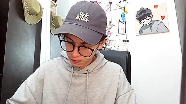 Snapshot of Norehg chatting on October 2025 11:06:02 PM Norehg online show from October 2025 11:06:02 PM