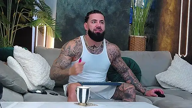 masterkingofmusclee online show from December 2025 09:58:02 AM