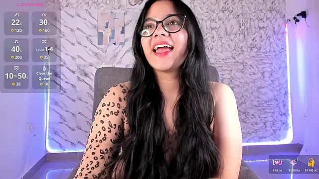 Snapshot of VALERIADREMS chatting on October 2025 02:01:02 AM VALERIADREMS online show from October 2025 02:01:02 AM