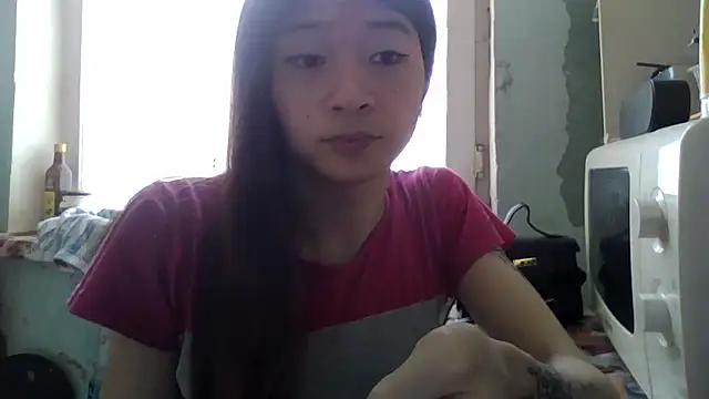 CarlyJoy online show from February 2025 09:24:01 AM