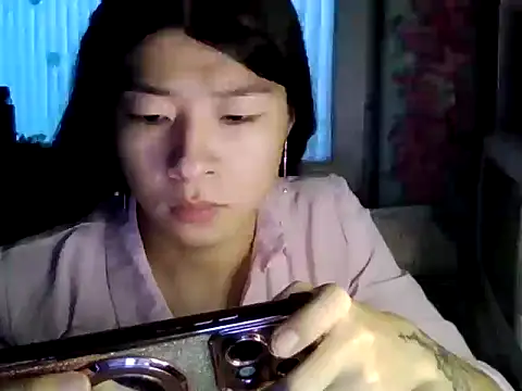 CarlyJoy online show from April 2026 01:55:02 PM