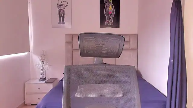 paul rogerr online show from October 2025 09:24:01 PM