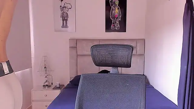 paul rogerr online show from October 2025 05:14:02 PM