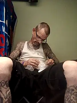 deepstroker42071 online show from November 2025 10:12:02 AM