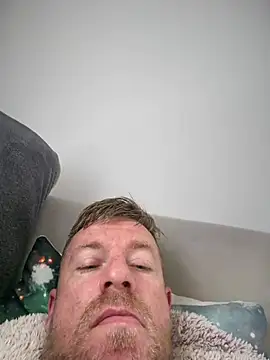 Snapshot of BIGDICK3202 chatting on June 2026 07:45:02 AM BIGDICK3202 online show from June 2026 07:45:02 AM