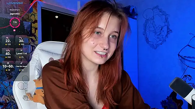 Sunny Mouse  online show from December 2024 04:30:02 PM