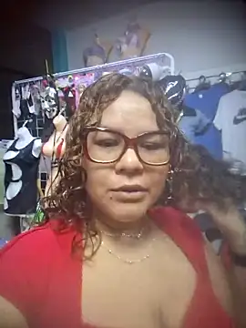 Snapshot of ROSALIALUCY chatting on September 2025 01:59:02 PM ROSALIALUCY online show from September 2025 01:59:02 PM