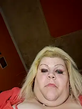 Snapshot of ducicsajsziii chatting on March 2025 07:17:01 PM ducicsajsziii online show from March 2025 07:17:01 PM