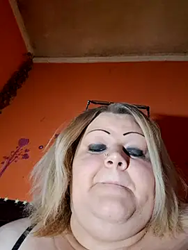 ducicsajsziii online show from April 2026 08:41:02 AM