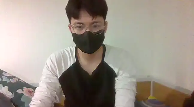 Gwencloudy online show from January 2025 03:55:01 PM