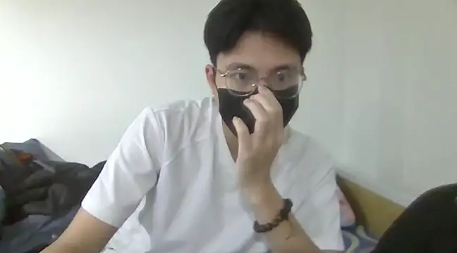 Gwencloudy online show from February 2025 08:20:02 AM