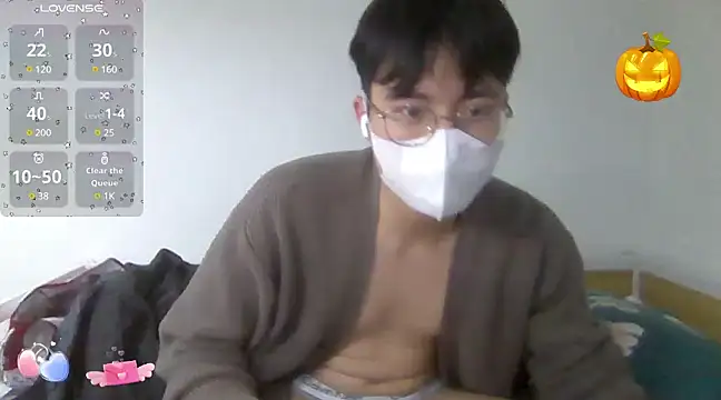 Gwencloudy online show from March 2025 02:30:02 PM