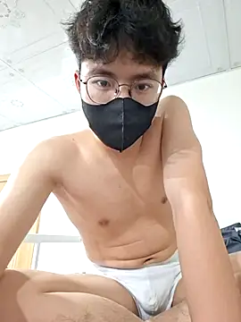 Snapshot of Gwencloudy chatting on February 2026 05:58:01 PM Gwencloudy online show from February 2026 05:58:01 PM