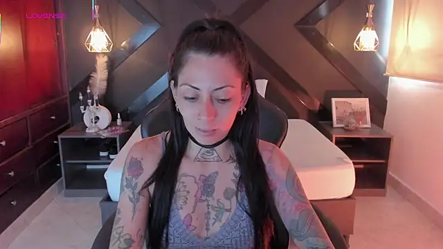 dark gotica online show from October 2025 07:12:02 PM