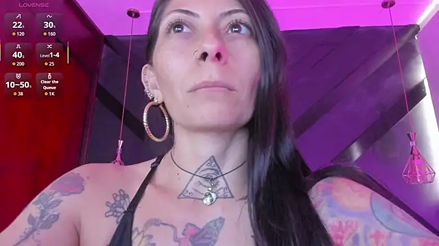 dark gotica online show from November 2025 07:23:02 PM